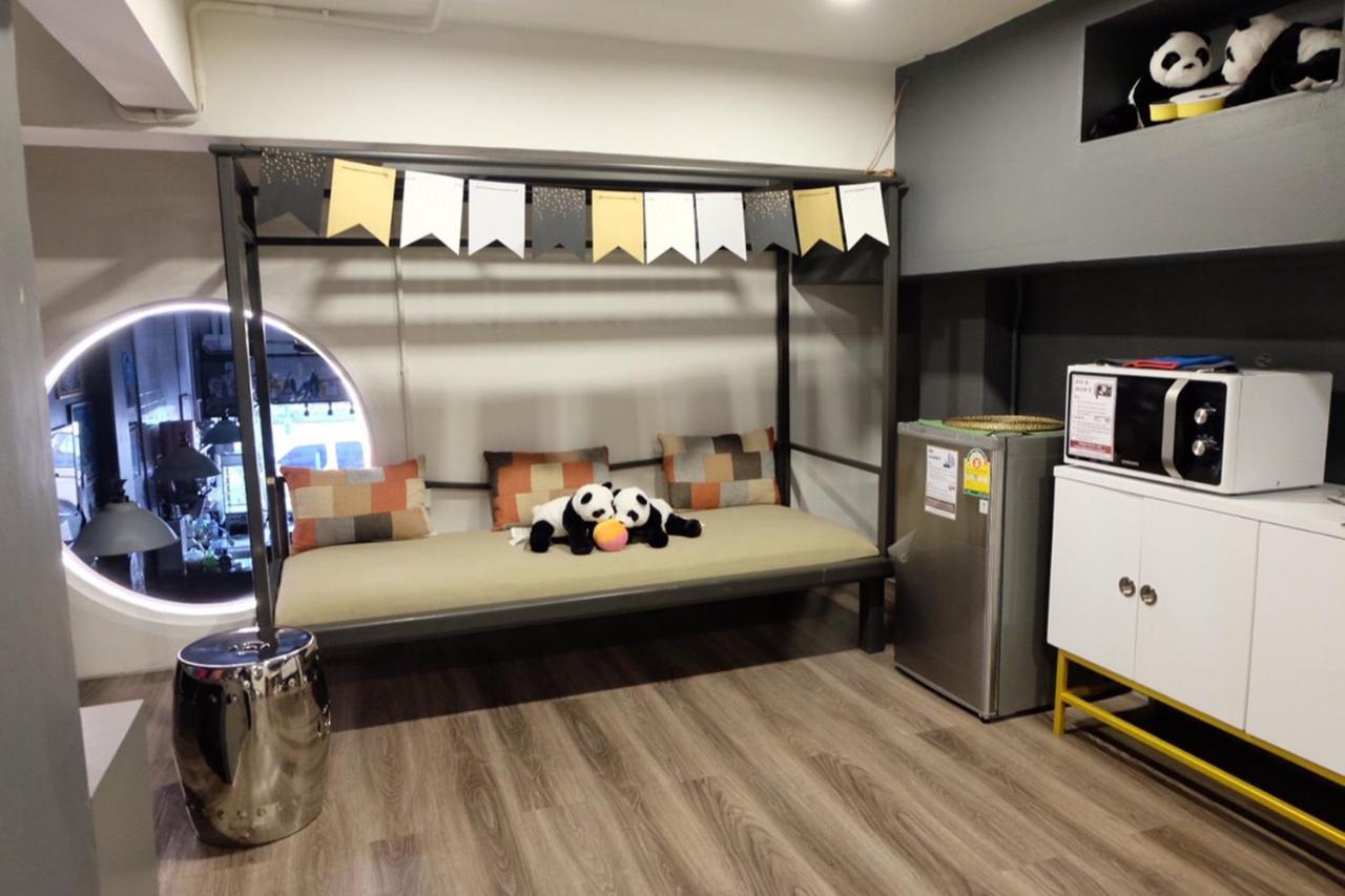 Four Sisters Homestay Bangkok Ngoại thất bức ảnh