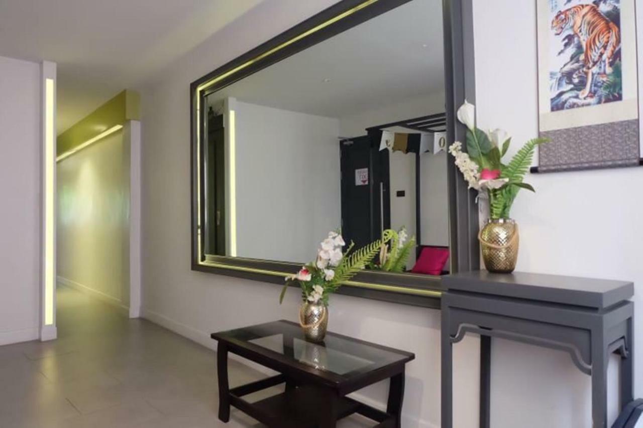Four Sisters Homestay Bangkok Ngoại thất bức ảnh
