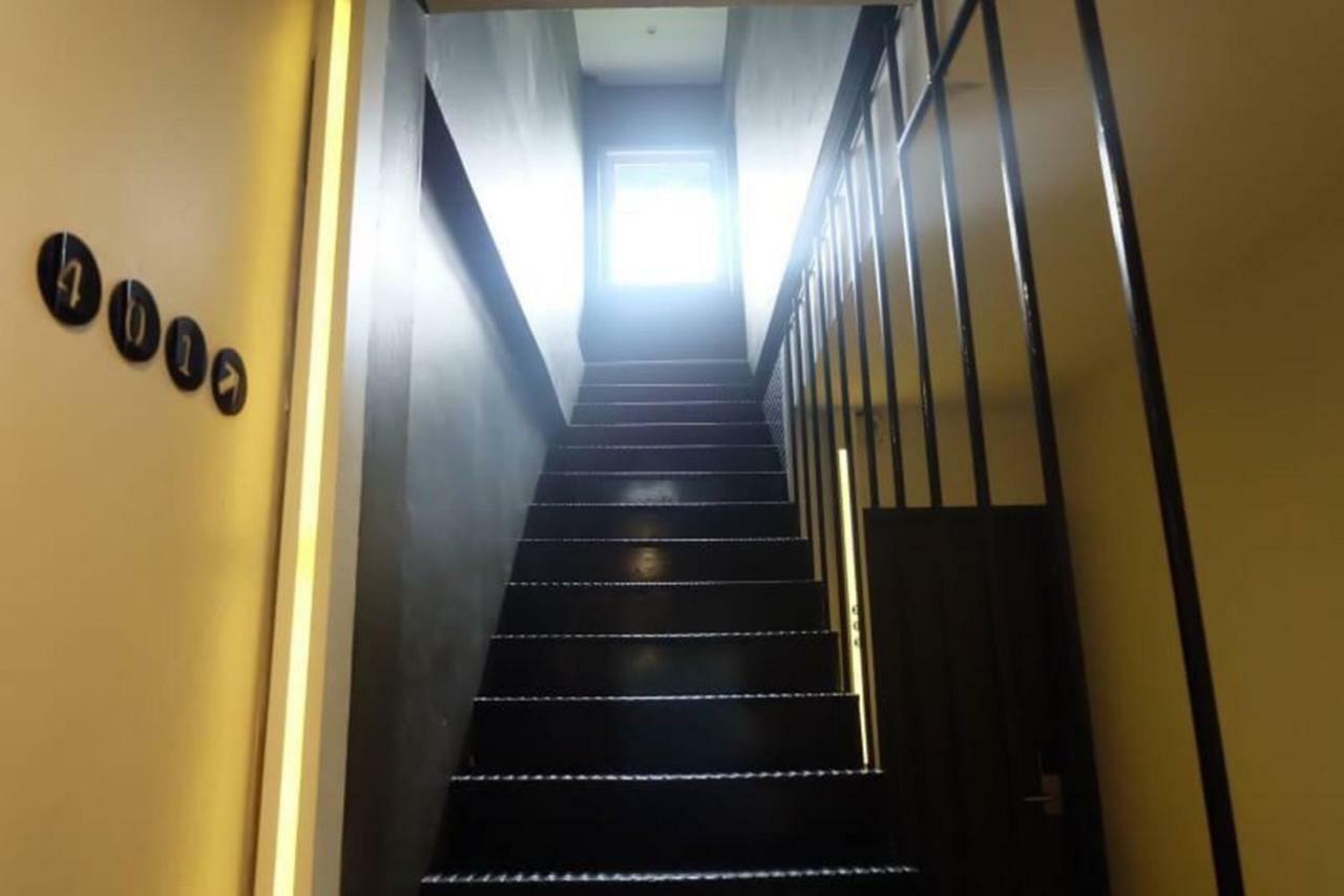Four Sisters Homestay Bangkok Ngoại thất bức ảnh